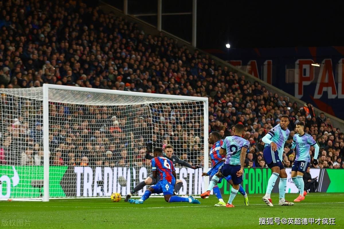 国王杯赛程吃紧，阿森纳清晨状态回暖，悬念犹存，训练强度明显提升