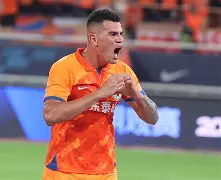 亚博体育官网-今晨中超焦点战；山东泰山手感冰凉；媒体盛赞；资深球员宣示担当